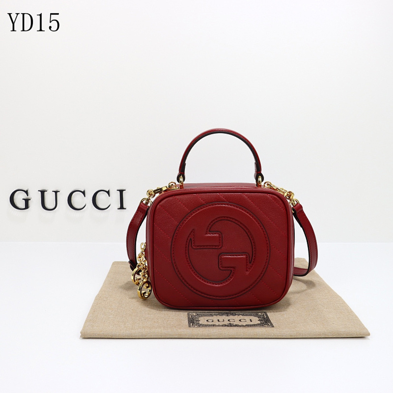 Gucc1 Model YD15 Red Quilted Leather Shoulder Bag