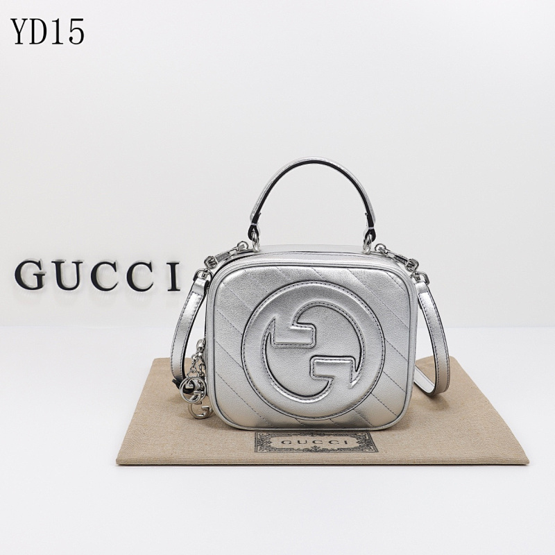 cover-164770444 Gucc1 Model 744434 Silver Quilted GG Logo Crossbody Bag