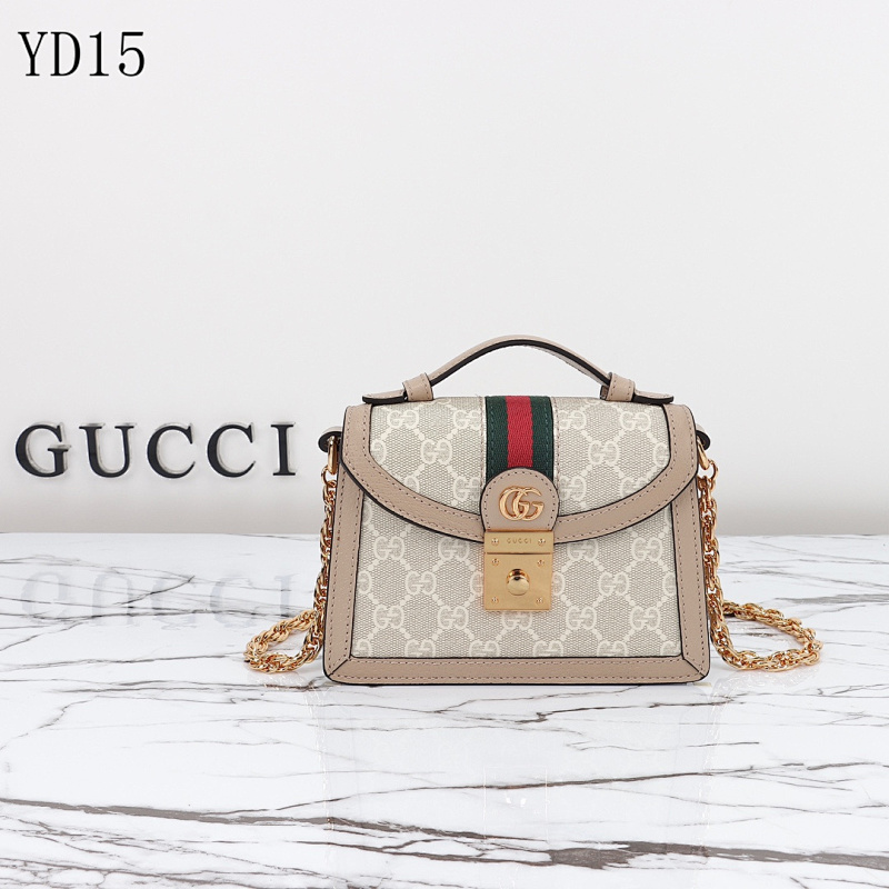 Gucc1 Model 696180 Small GG Supreme Shoulder Bag