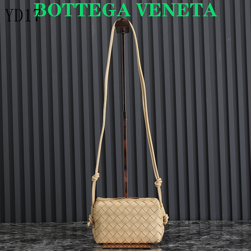 BotegaaVeneta – Model YD17 Woven Leather Crossbody Bag