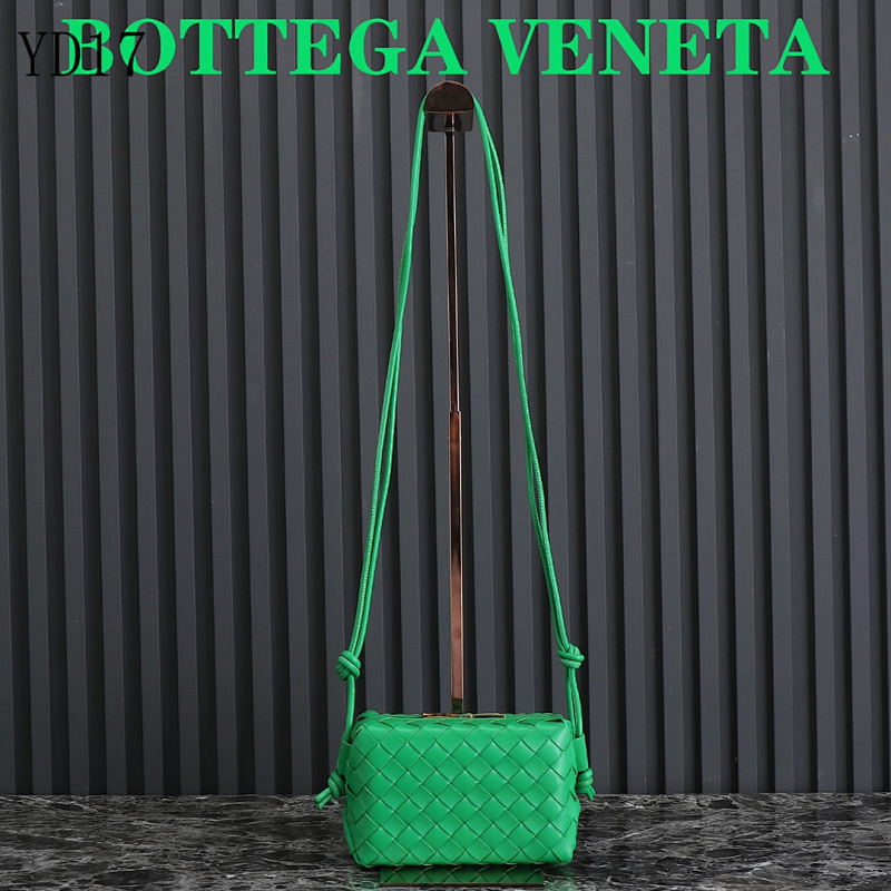 BOTTEGA VENETA 680254 Woven Leather Crossbody Bag