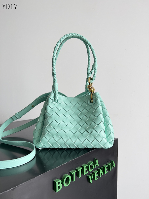 BotegaaVeneta – Model 796569 Woven Leather Tote