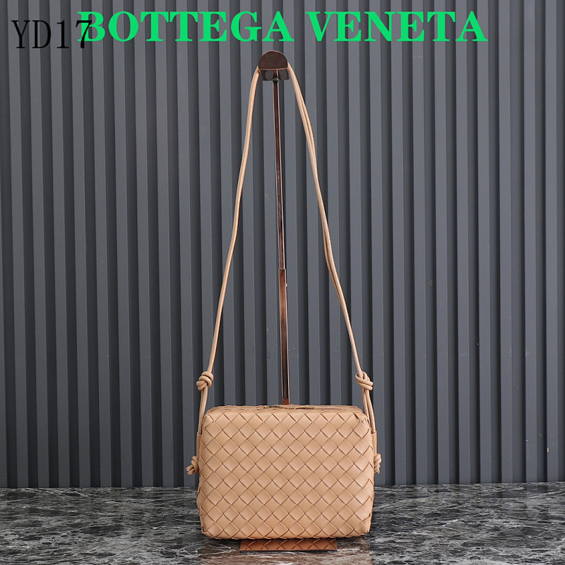 BotegaaVeneta – Model 680255 Woven Leather Crossbody Bag
