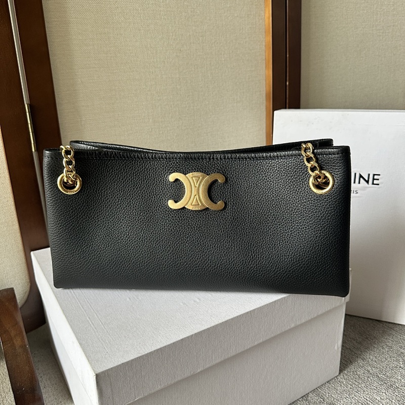 cover-166333181 C3linee 114253 Newspaper Triomphe Soft Calfskin Chain Bag