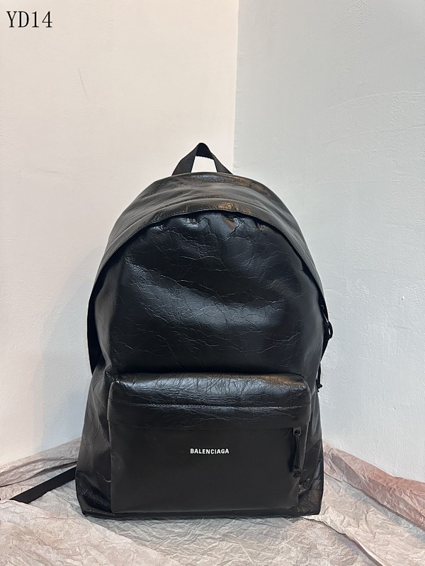 Balensiaga Explorer Backpack# Large Size Italian Cracked Lamb Leather