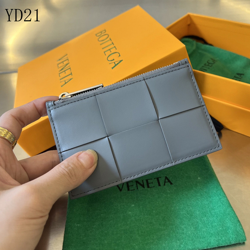 BotegaaVeneta Intrecciato Card Holder 679843