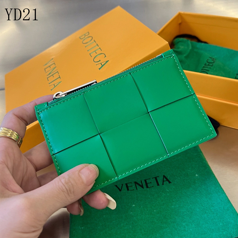 BotegaaVeneta Intrecciato Wallet 679843