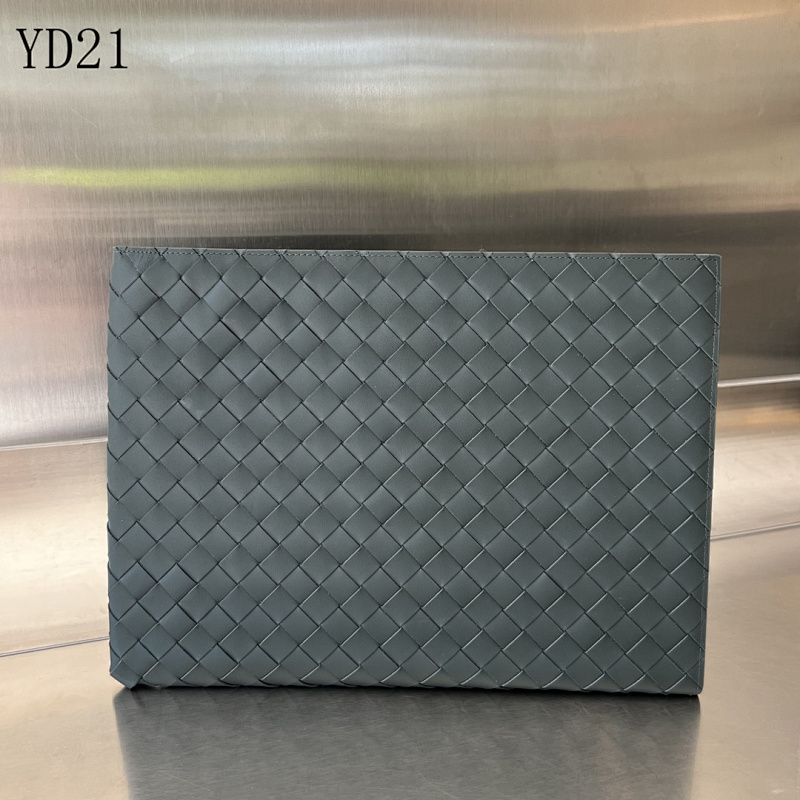 BotegaaVeneta Intrecciato Wallet 607479