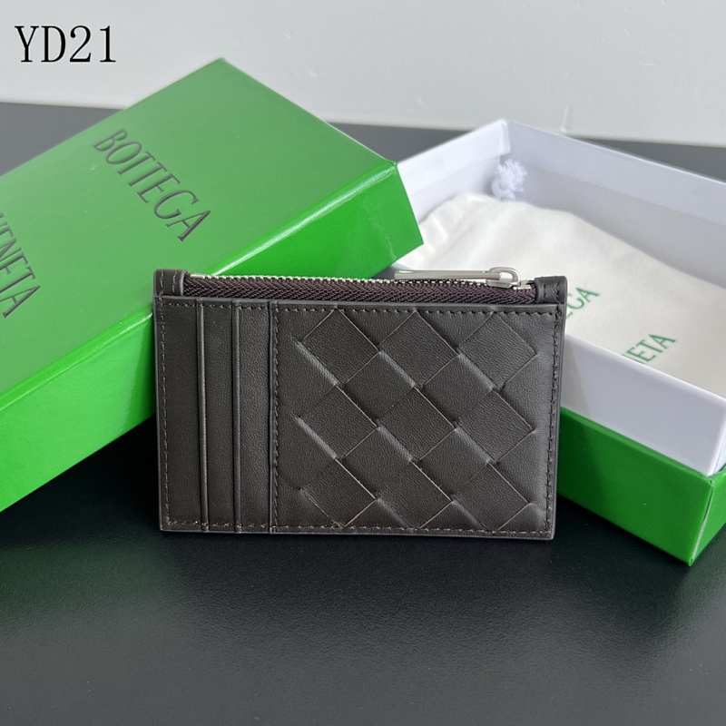 BotegaaVeneta YD21 Zipper Card Holder