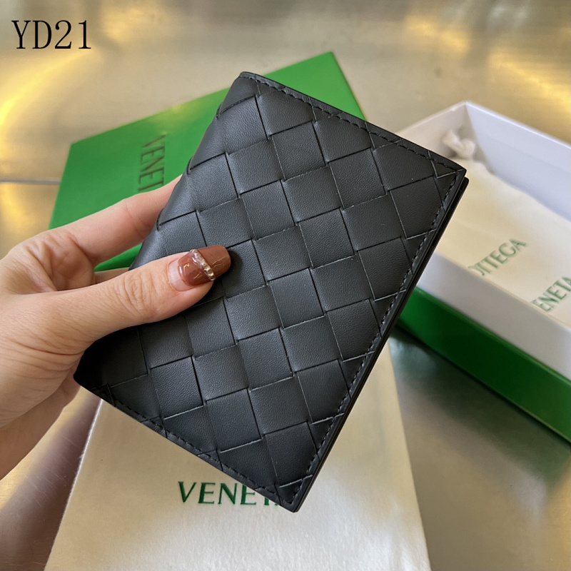 BotegaaVeneta BV Wallet 742143 Two-Fold Vertical Wallet