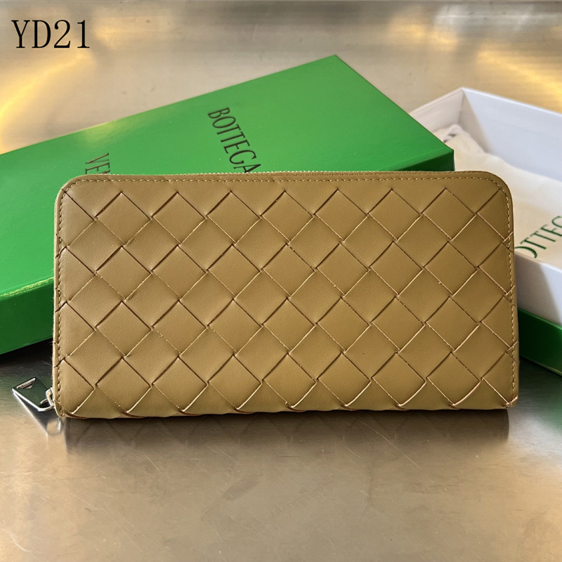 BotegaaVeneta BV Intrecciato Men’s Wallet 593217