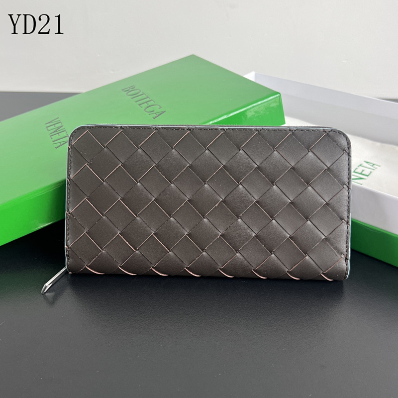 BotegaaVeneta BV 593217 Woven Men’s Wallet