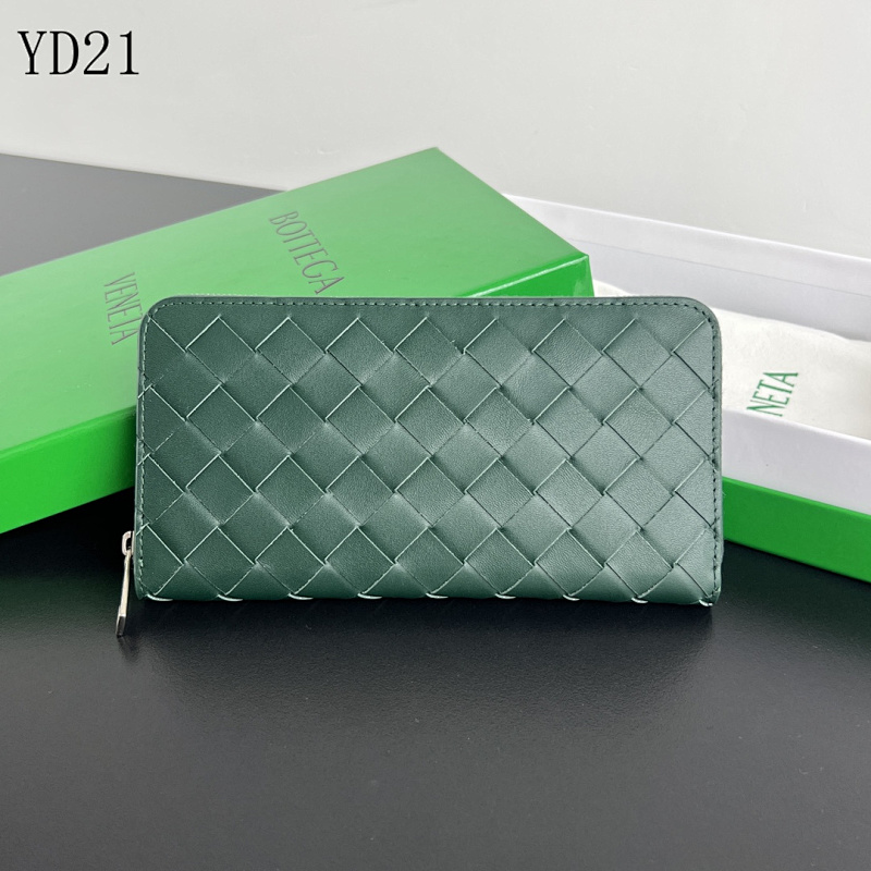 cover-174646476 BotegaaVeneta BV Wallet 593217 Quilted Leather Zip Around