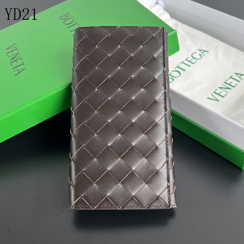BotegaaVeneta Intrecciato Leather Wallet YD21