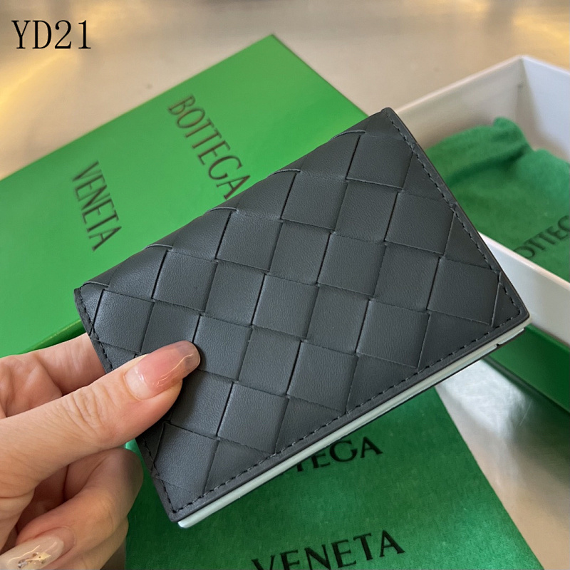 BotegaaVeneta Intrecciato Wallet 605720