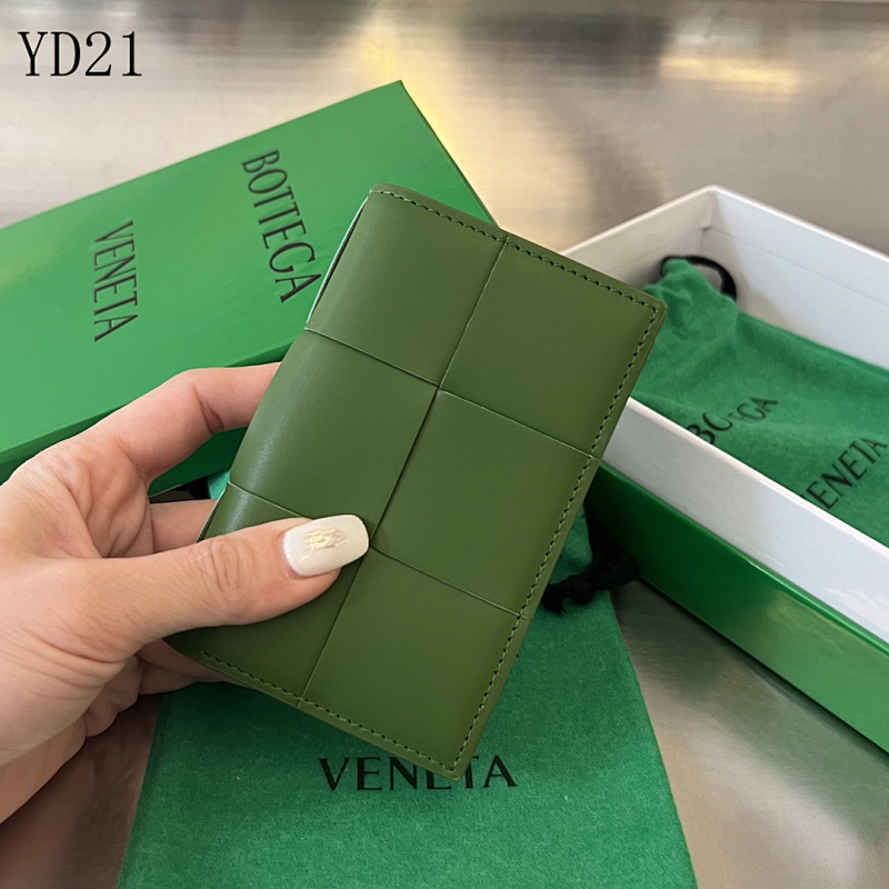 BotegaaVeneta BV Intrecciato Wallet 649602