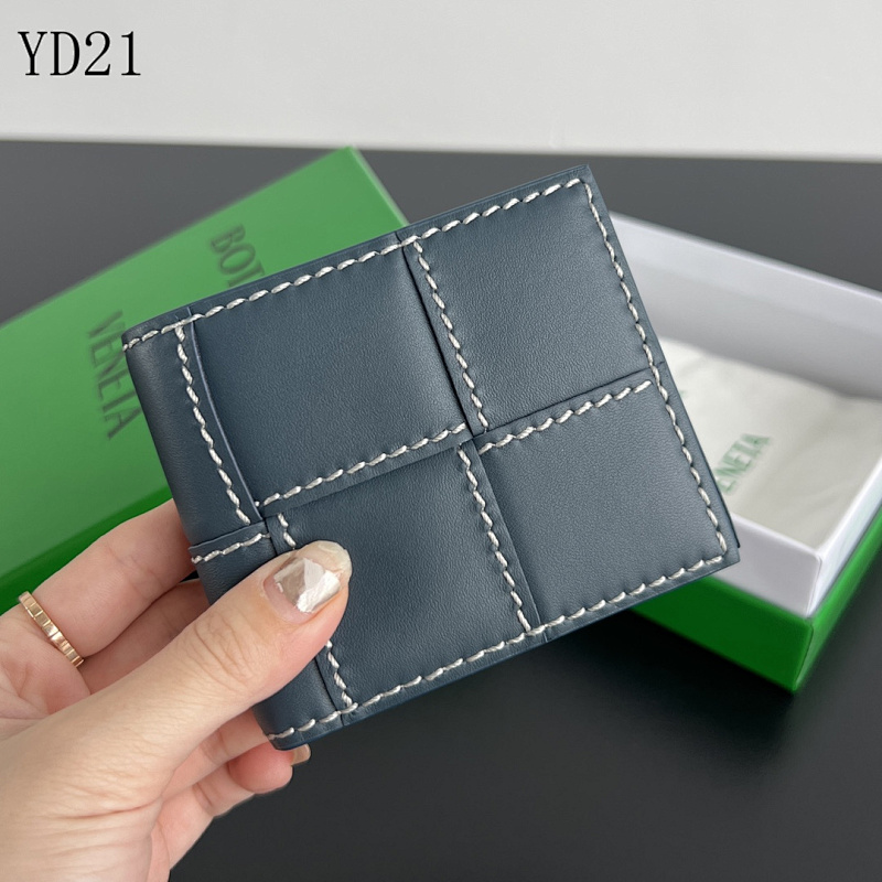 BotegaaVeneta BV 743004 Short Wallet