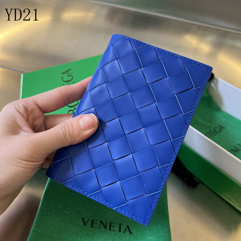 BotegaaVeneta Intrecciato Wallet 607482