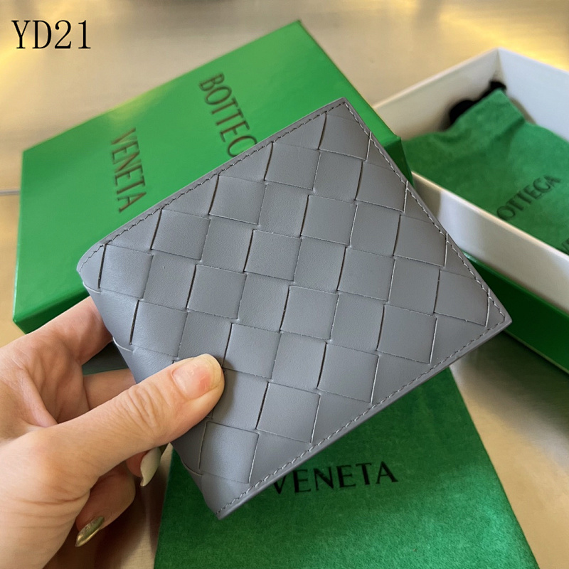 BotegaaVeneta BV Intrecciato Grey Leather Wallet