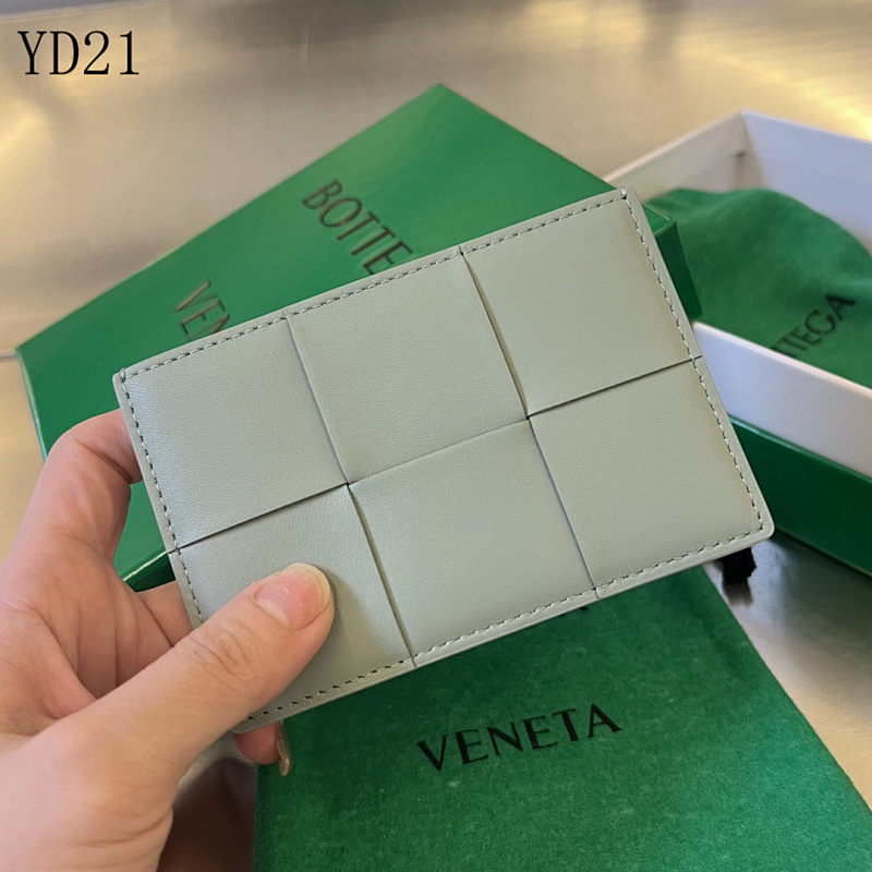 BotegaaVeneta BV Intrecciato Wallet Card Holder