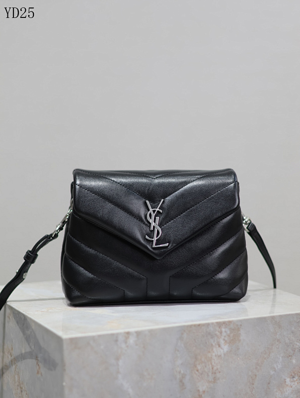 SntLaurent YD25053 Quilted Leather Crossbody Bag