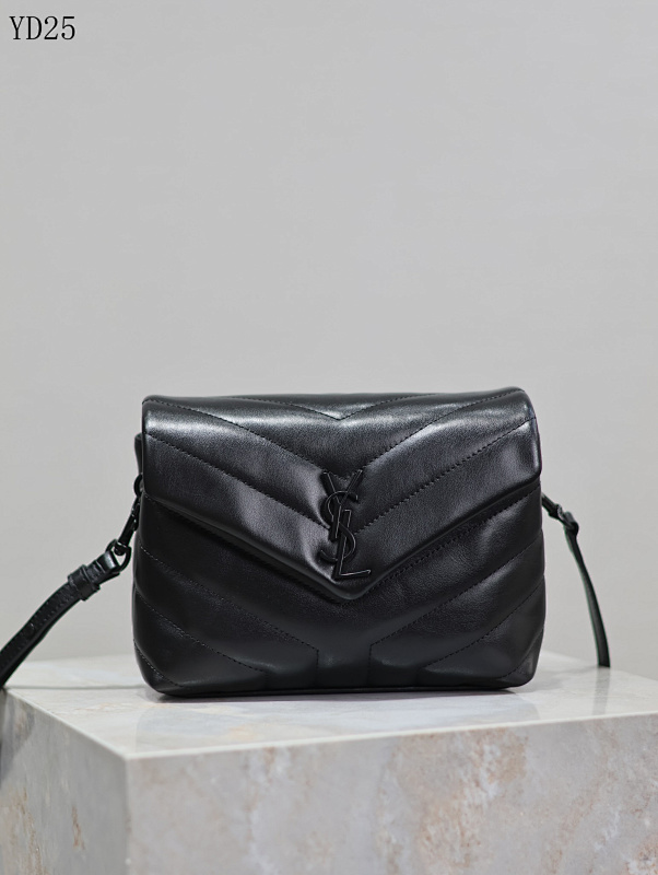 YSL YD25053 Medium Monogramme Crossbody Bag