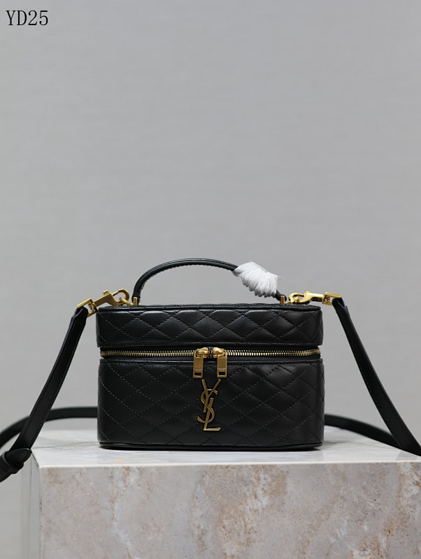 YSL YD25065 Quilted Crossbody Bag
