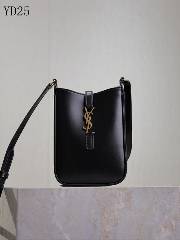 cover-183779521 YSL YD25052 Monogram Bucket Bag