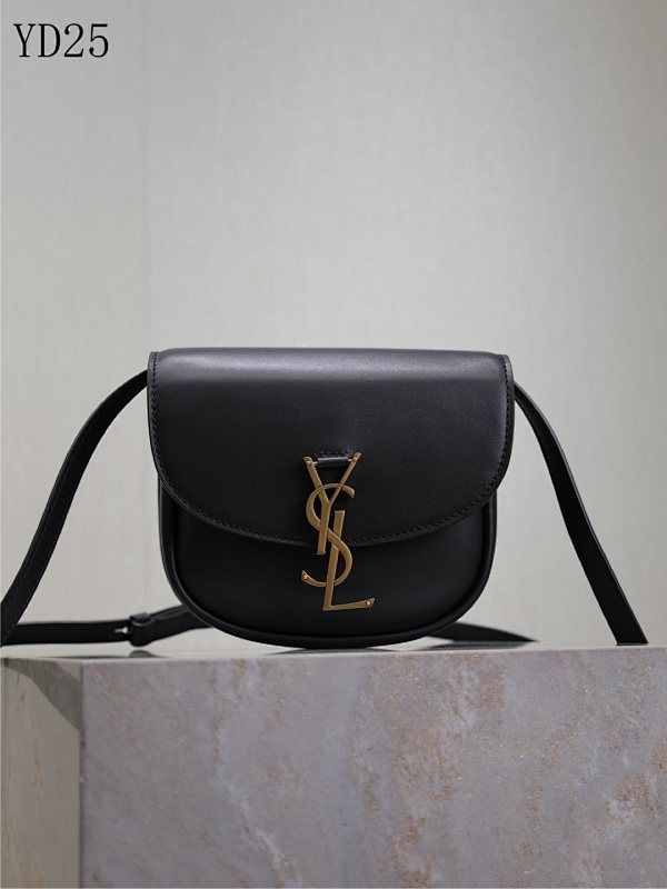 cover-183832263 YSL YD25 Kaia Saddle Bag