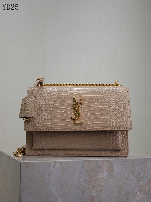 YSL YD25068 Crocodile-Embossed Wallet on Chain