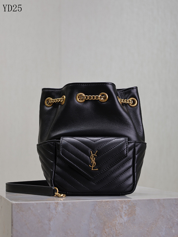 cover-183836066 SntLaurent YD25065 Quilted Leather Drawstring Bag