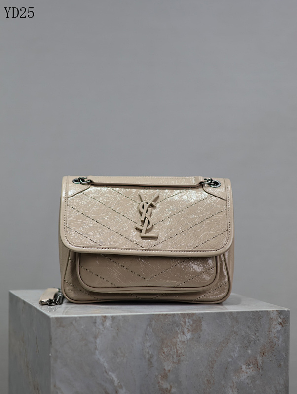 YSL YD25068 Monogram Chain Shoulder Bag