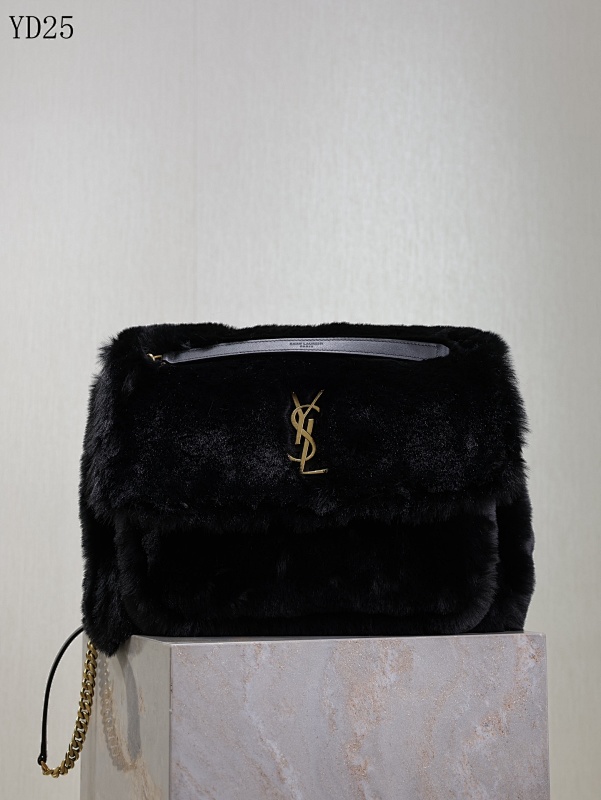 SntLaurent YD25080 Fur Clutch Bag