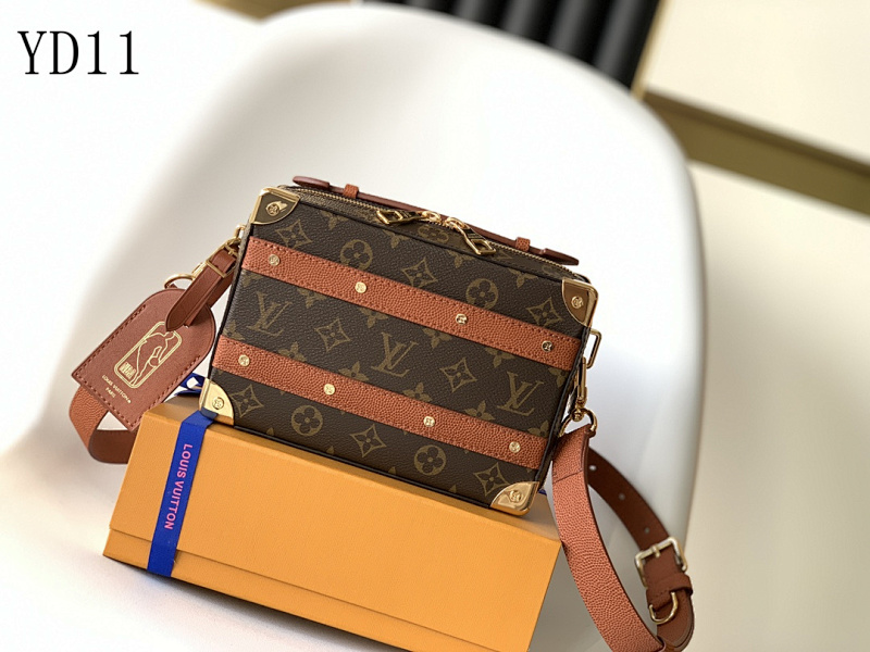 LVutton YD11 Monogram Trunk Bag