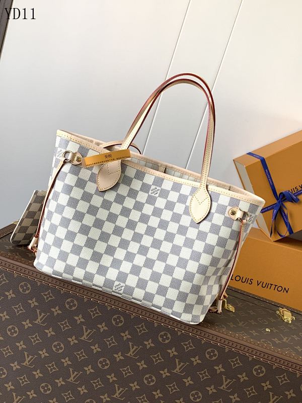 LVutton Neverfull MM Damier Azur Tote Bag