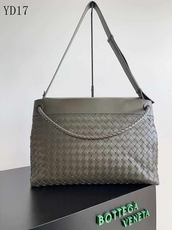 BotegaaVeneta YD17 Woven Leather Tote Bag