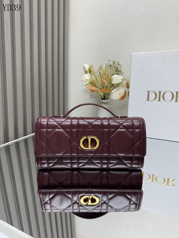 Diiior YD39054 Quilted Leather Crossbody Bag