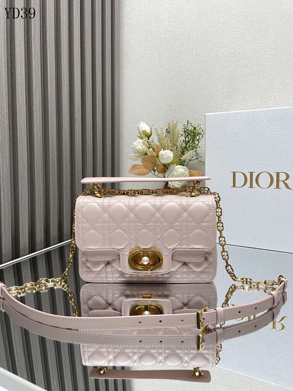 Diiior YD39075 Quilted Leather Shoulder Bag