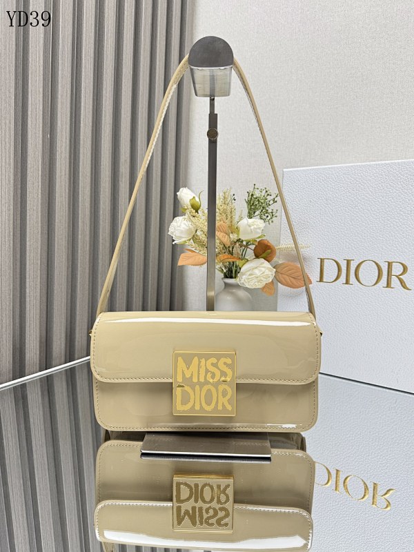 Diiior YD39065 Patent Leather Shoulder Bag