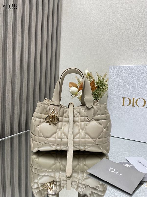 Diiior YD39080 Quilted Tote Bag