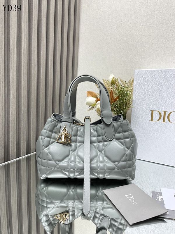 Diiior YD39080 Quilted Leather Tote Bag