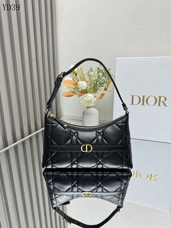 Diiior YD39056 Quilted Leather Shoulder Bag