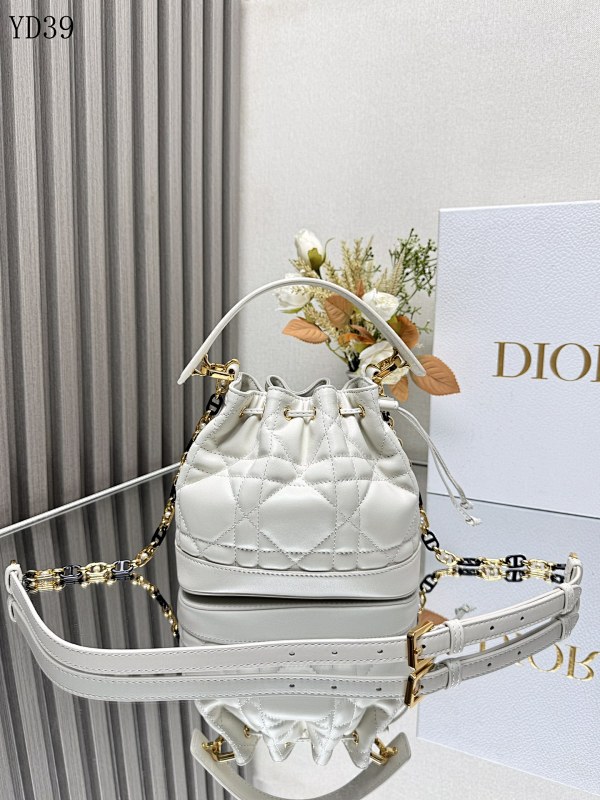 Diiior YD39068 Quilted Drawstring Bucket Bag