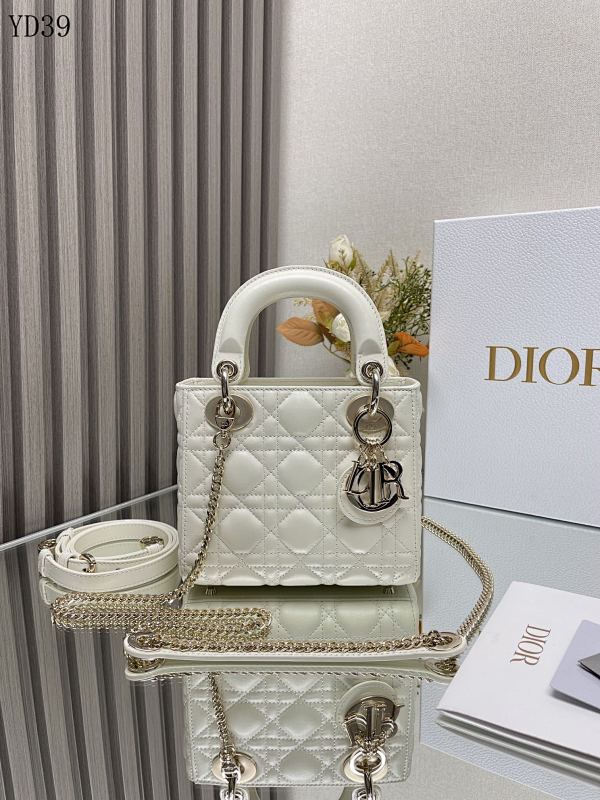 Christian Diiior YD39053 Mini Bag