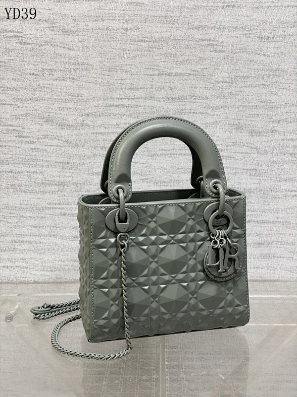 cover-185098843 Diiior YD39053 Lady Diiior Mini Tote Bag