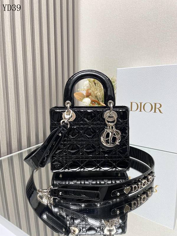 Diiior YD39063 Lady Diiior Quilted Patent Leather Bag