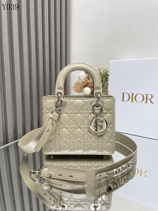 Diiior YD39063 Lady Diiior Quilted Tote Bag