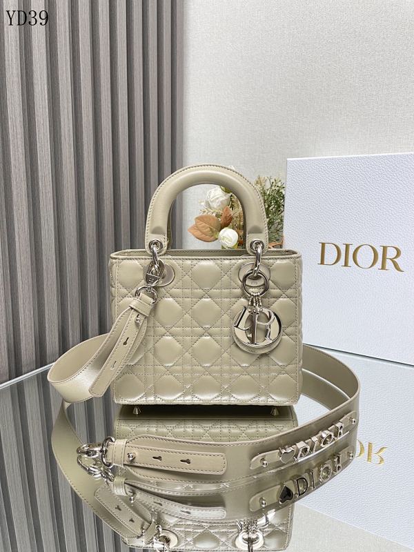 Christian Diiior YD39063 Mini Bag
