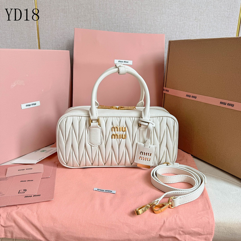 cover-185644754 MiuuMiuu YD18093 Top Handle Bag