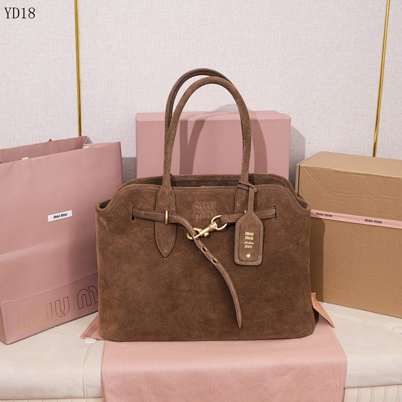 cover-185645083 MiuuMiuu 5BG291 Aventure Nappa Tote Bag
